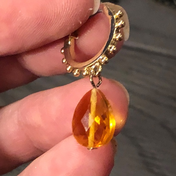 3/$40 VTG Studded Gold Dainty Small Hoop Pierced Earrings w/Yellow Bead Dangles - Picture 11 of 12